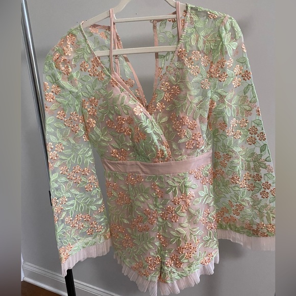 Romper - Picture 1 of 5